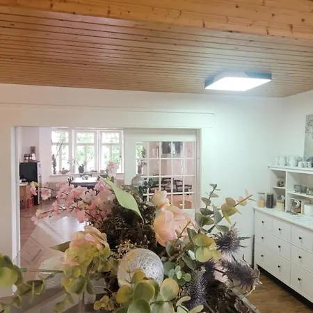 Rosenhof Nocleg ze śniadaniem 3*