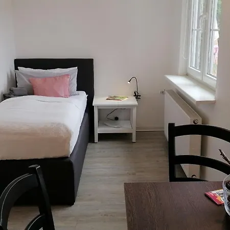 Rosenhof Nocleg ze śniadaniem 3*