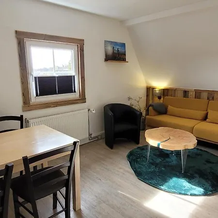 Rosenhof 3*